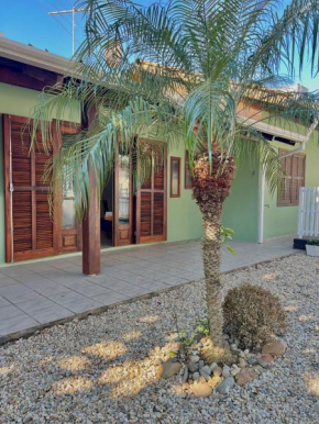Casa Maré de Bombas - em Pousada Maré de Bombas